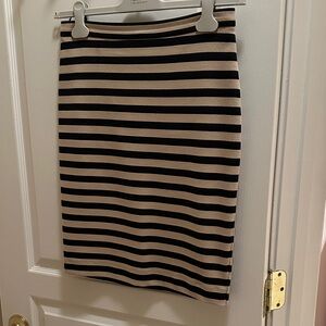 Weekend Max Mara Black and Tan Striped Pencil Skirt